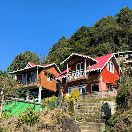 NIROULAS TEA COTTAGE