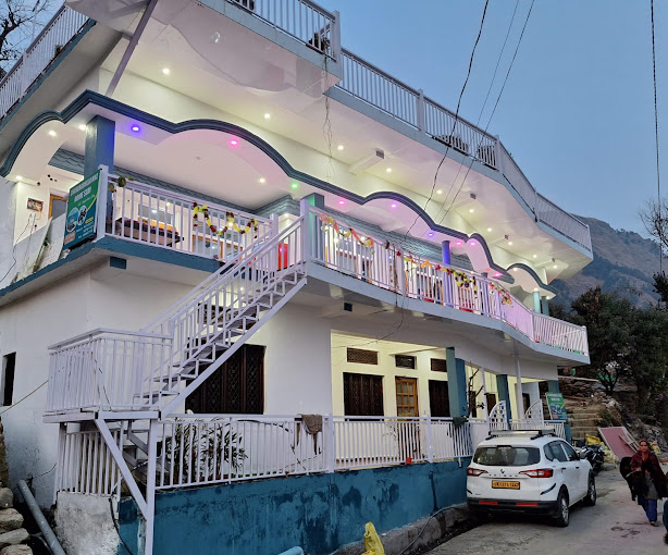 CHANDRASHILA HIKE HOMESTAY