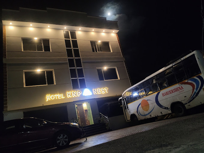 Hotel KNP Nest