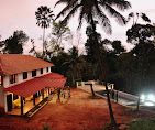 NATURE PILGRIM  - CHIKMANGALUR HOMESTAY WITH SWIMMING POOL
