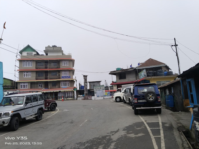 SINCHULA HOMESTAY LAVA