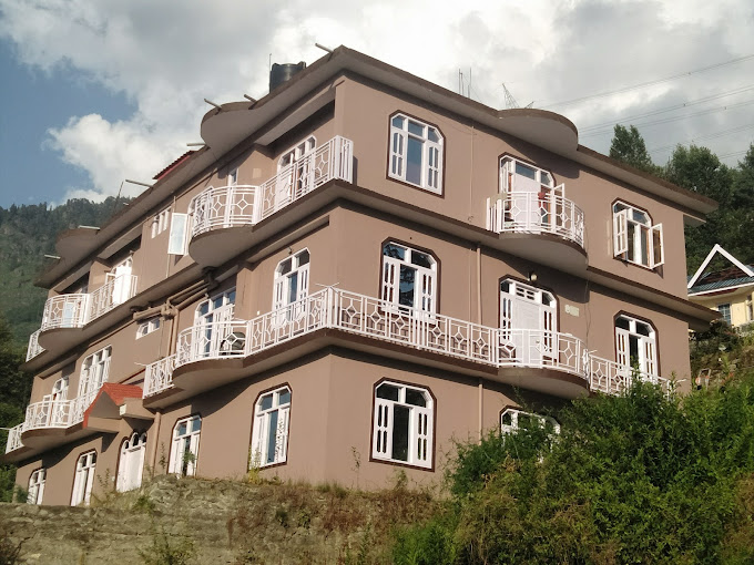 Vasu Mansion Home Stay