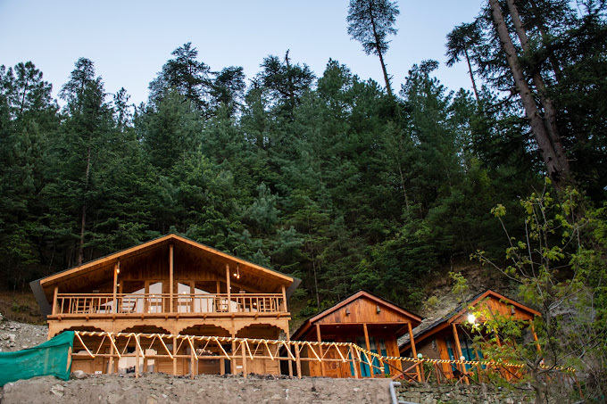 FOREST ESCAPE COTTAGES