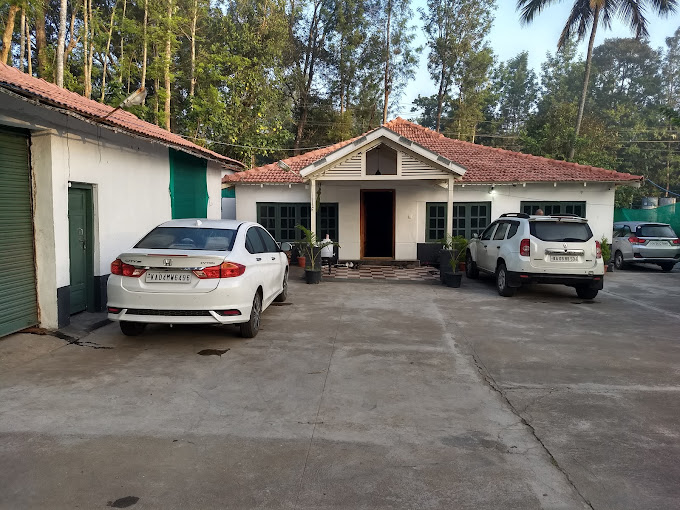 GULAB ESTATE HOME STAY