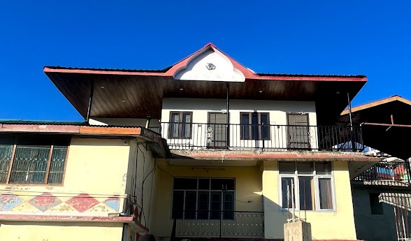 SR VILLAGE HOMESTAY