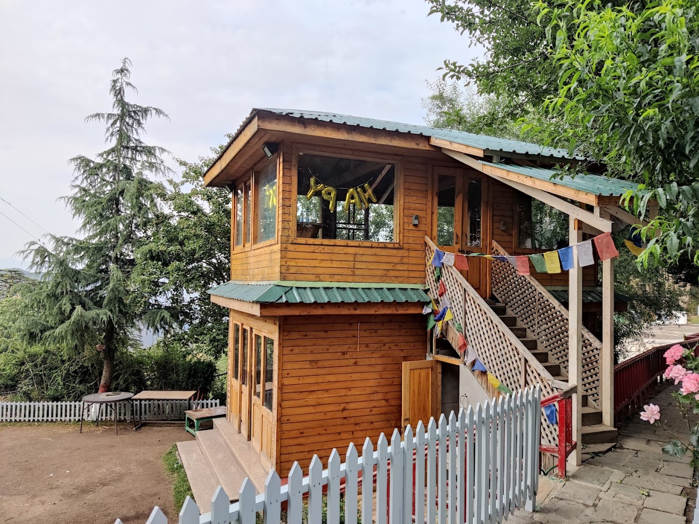HOTEL SHIVA COTTAGE PATNITOP