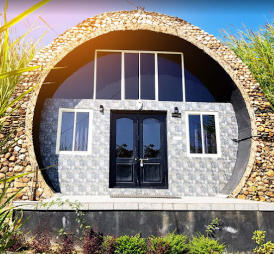 SHINING CAVES RESORT BY VOYE HOMES