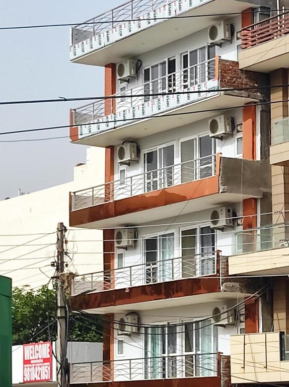 HOTEL ROSE RESIDENCY INTERNATIONAL