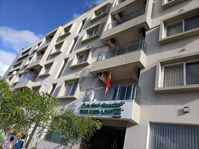 THE RED LOTUS PREMIUM