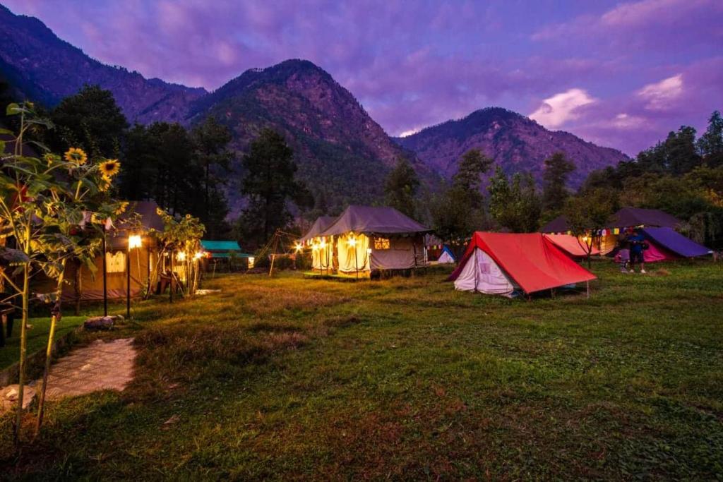 PARVATI WOODS CAMPS