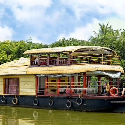 HOUSE BOAT KUMARAKOM
