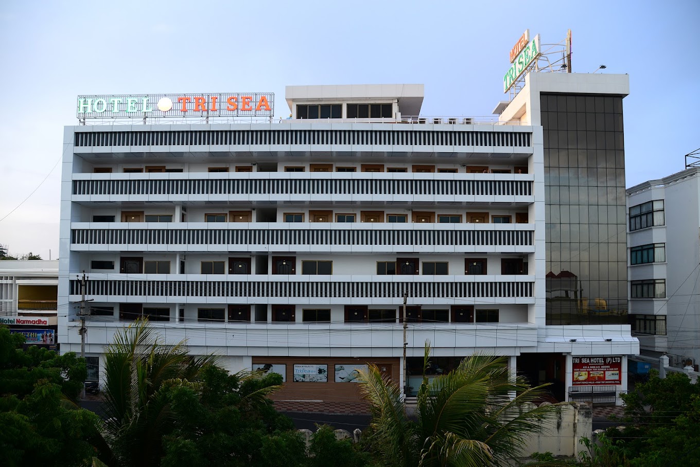 TRI SEA HOTEL BY PEEPAL