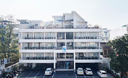 THE WALL STREET HOTEL