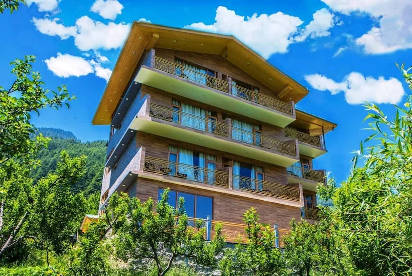 GEZELLING INN GOLDEN APPLE