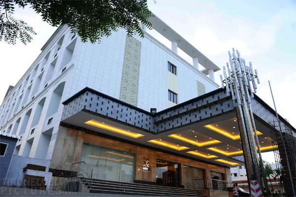 RR INN GROUP OF HOTELS