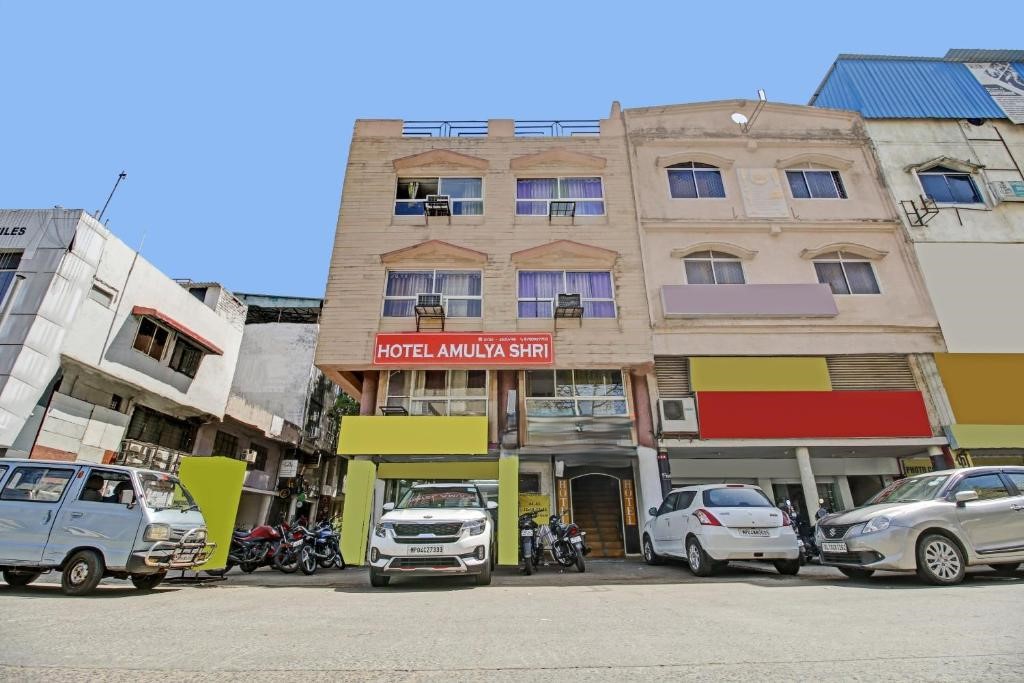 HOTEL AMULYA SHRI