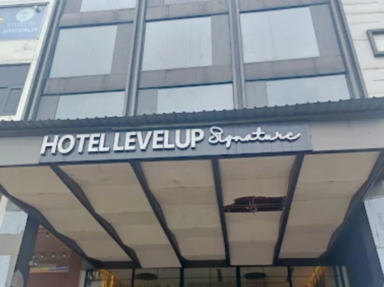 HOTEL LEVELUP SIGNATURE RANJIT AVENUE- A BOUTIQUE