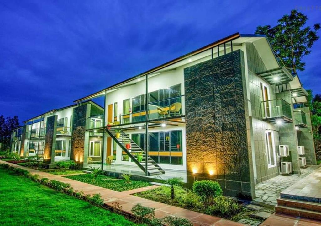 THE CLOYSTER RESORT AND SPA