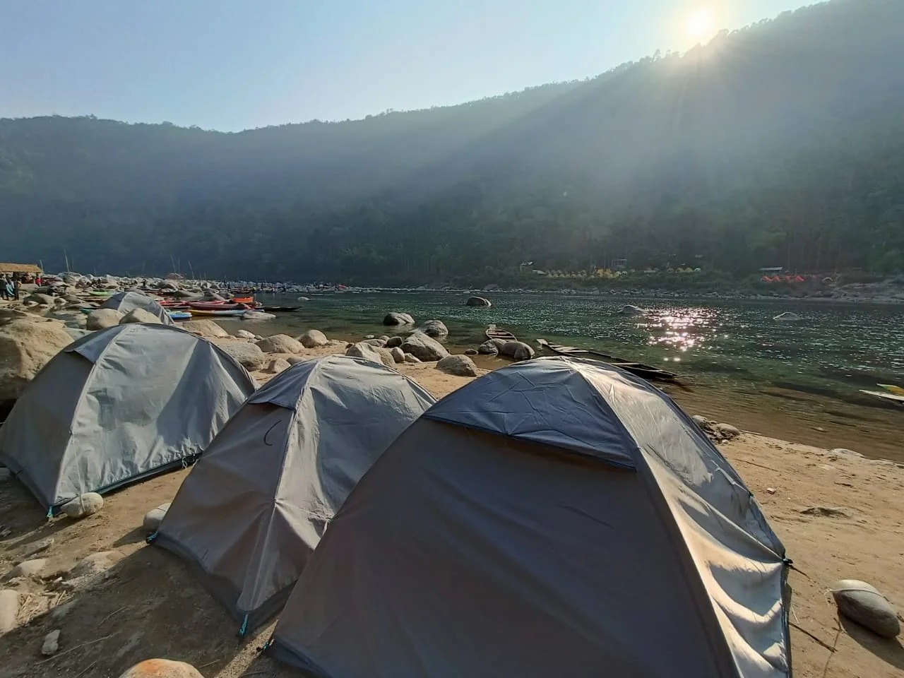 SHNONGPDENG RIVERBANK CAMP