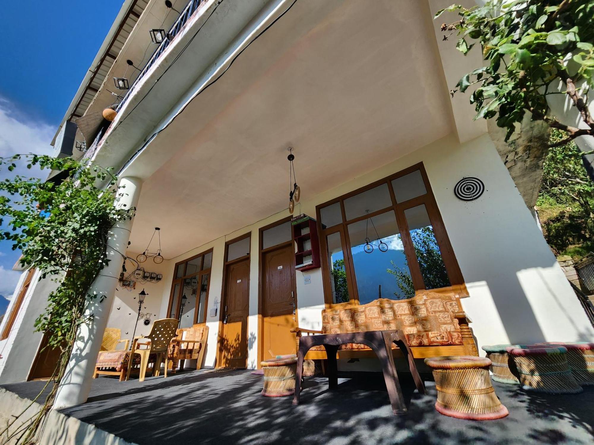 SAFARNAMA HOMESTAY MANALI