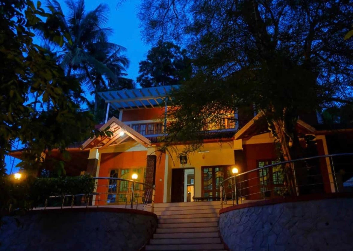 SPILLWAY RETREAT PRIVATE POOL VILLA